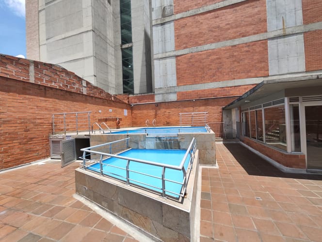 Apartamento de 3 alcobas en arriendo en Laureles, Medellín, 92 m² · foto 5 de 19