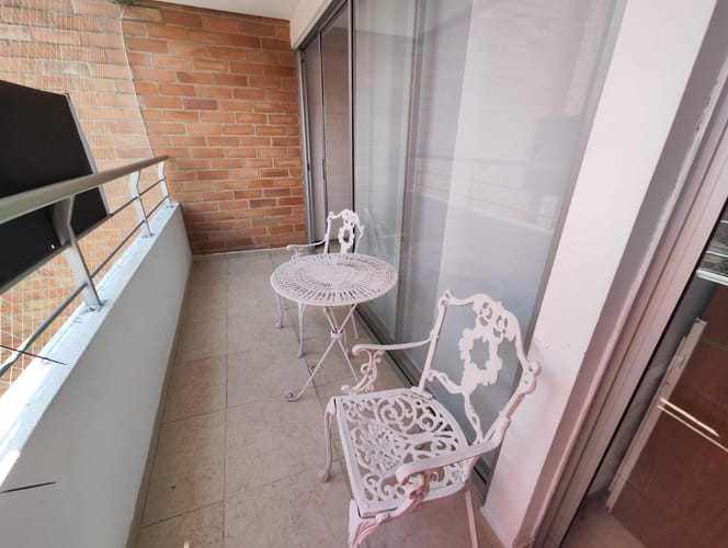 Apartamento de 3 alcobas en arriendo en Laureles, Medellín, 92 m² · foto 6 de 19
