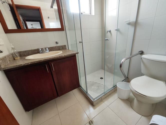 Apartamento de 3 alcobas en arriendo en Laureles, Medellín, 92 m² · foto 7 de 19