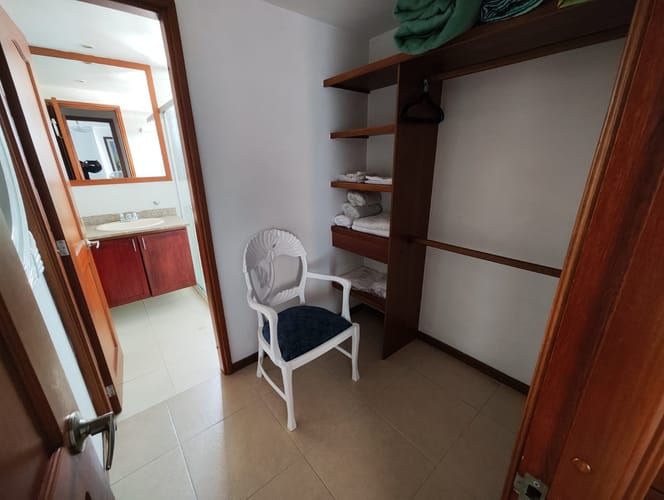 Apartamento de 3 alcobas en arriendo en Laureles, Medellín, 92 m² · foto 10 de 19