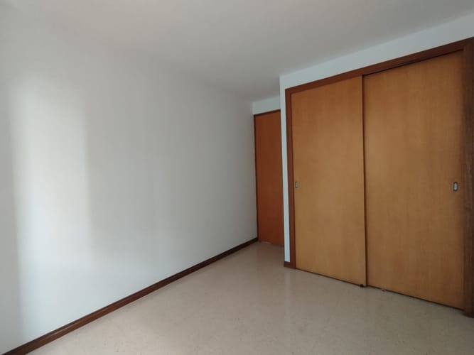 Apartamento de 4 alcobas en arriendo en El Poblado, Medellín, 88 m² · foto 14 de 20