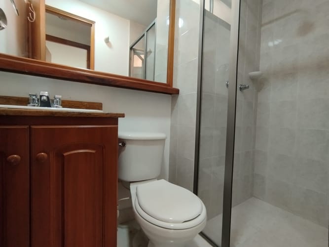 Apartamento de 4 alcobas en arriendo en El Poblado, Medellín, 88 m² · foto 16 de 20