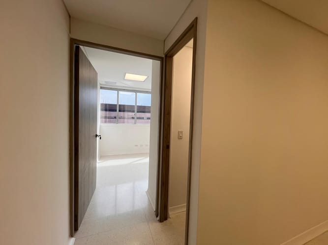 Consultorio en arriendo en Mayorca, Sabaneta, 35 m² · foto 6 de 13