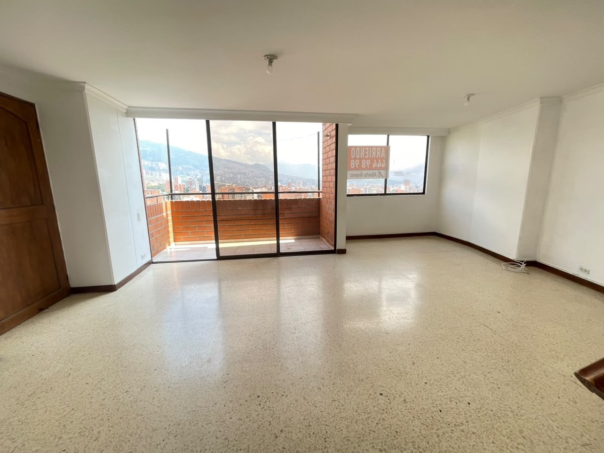 Apartamento en arriendo en La Castellana, Medellín · foto 4 de 16