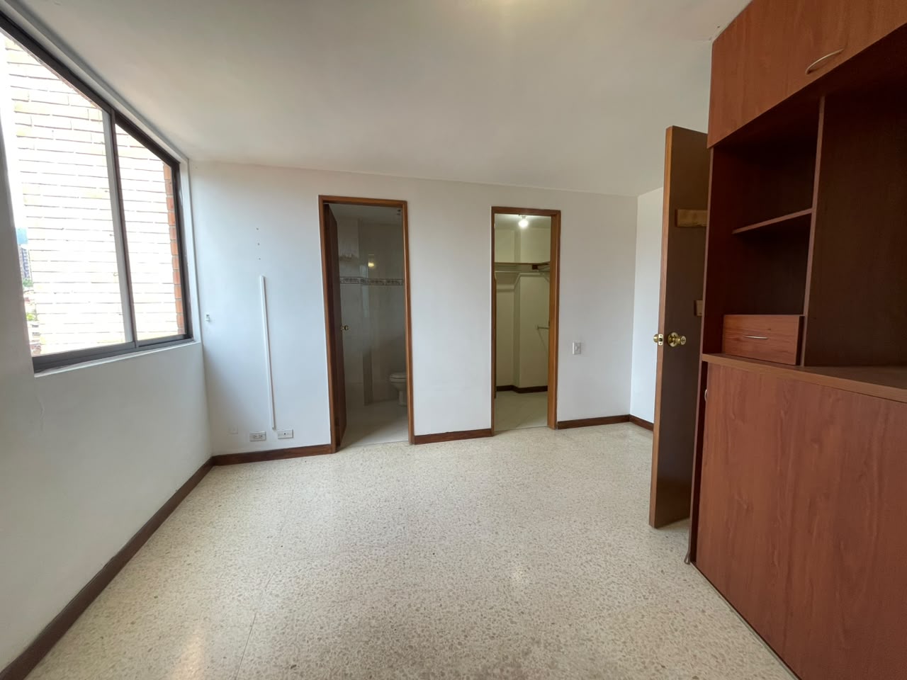 Apartamento en arriendo en La Castellana, Medellín · foto 15 de 16