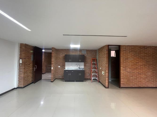 Oficina en arriendo en Colombia, Medellín, 63 m² · foto 7 de 15