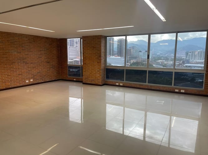 Oficina en arriendo en Colombia, Medellín, 63 m² · foto 14 de 15