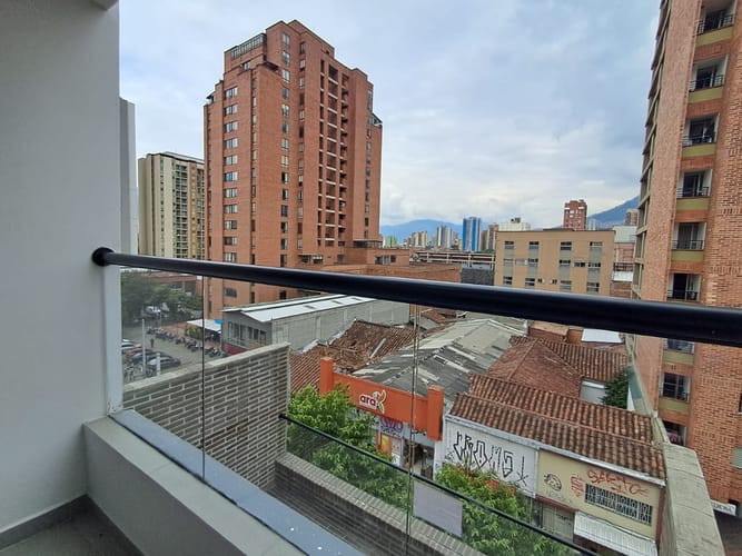 Apartaestudio en arriendo en La Candelaria, Medellín, 37 m² · foto 9 de 11