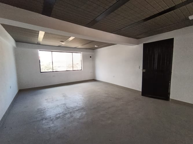 Local en arriendo en Caribe, Medellín, 30 m² · foto 8 de 10