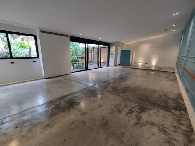 Local en arriendo en El Poblado, Medellín, 74 m² · foto 11 de 15
