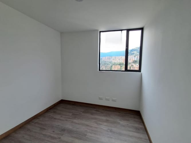 Apartamento de 2 alcobas en arriendo en Mayorca, Sabaneta, 60 m² · foto 3 de 14