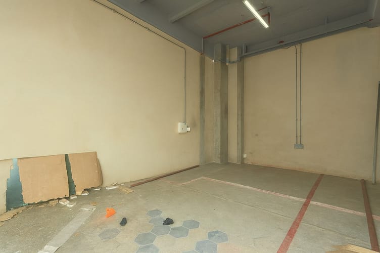 Local en arriendo en El Chagualo, Medellín, 53 m² · foto 5 de 8