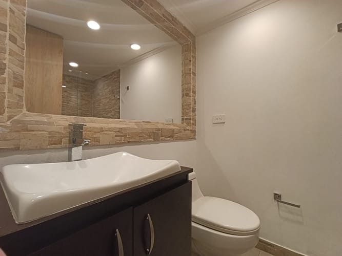 Apartamento de 3 alcobas en arriendo en Urbanización Las Cumbres, Medellín, 170 m² · foto 13 de 18