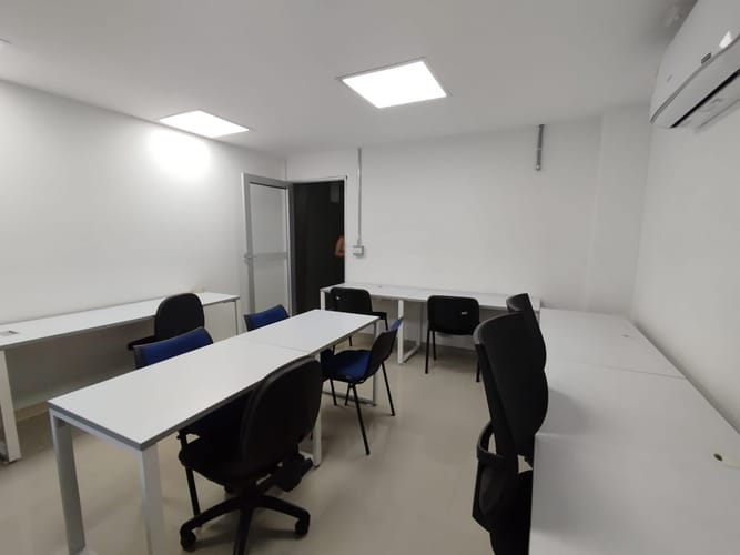Oficina en arriendo en Laureles, Medellín, 35 m² · foto 3 de 10