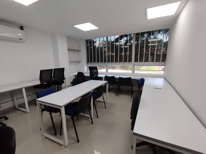 Oficina en arriendo en Laureles, Medellín, 35 m² · foto 5 de 10