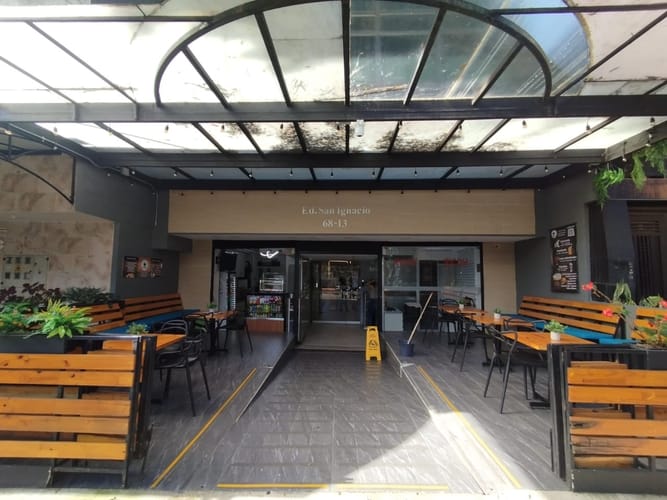 Oficina en arriendo en Laureles, Medellín, 35 m² · foto 7 de 10