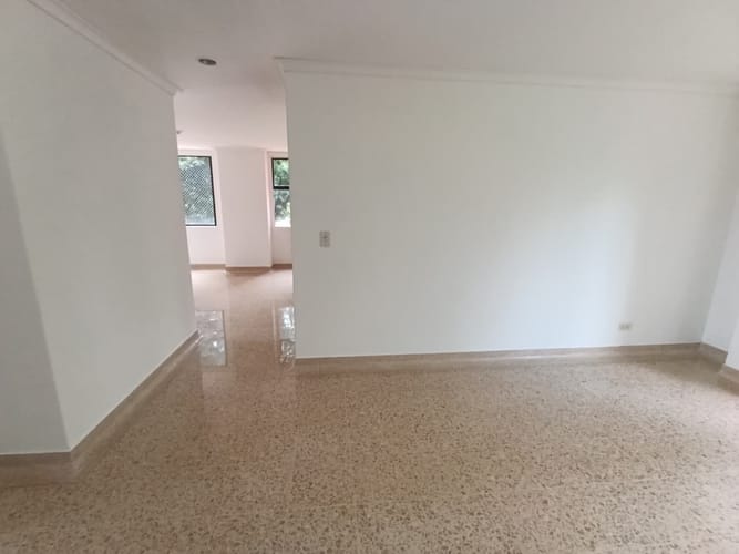 Apartamento de 3 alcobas en arriendo en El Poblado, Medellín, 145 m² · foto 14 de 20