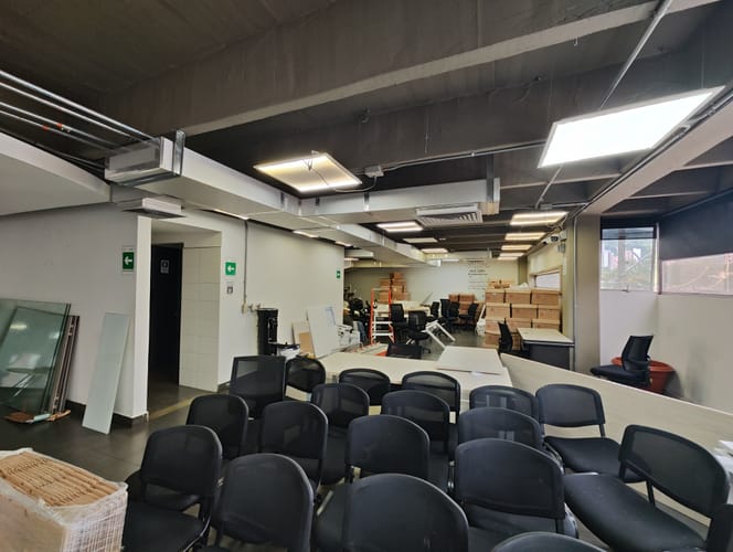 Local en arriendo en San Fernando, Itagüí, 300 m² · foto 16 de 16
