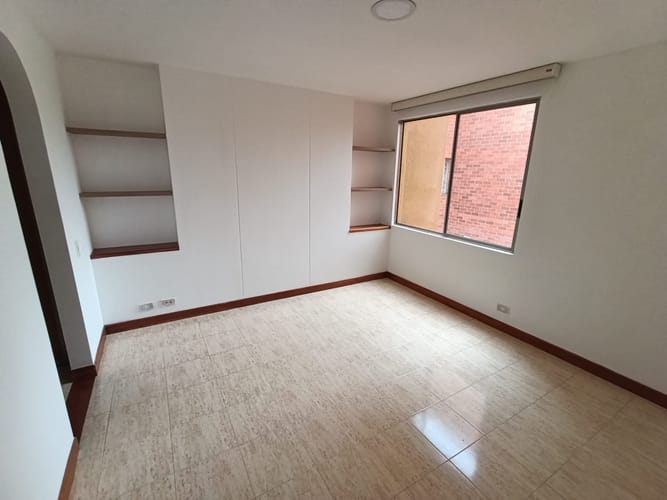 Apartamento de 3 alcobas en arriendo en Laureles, Medellín, 135 m² · foto 9 de 20