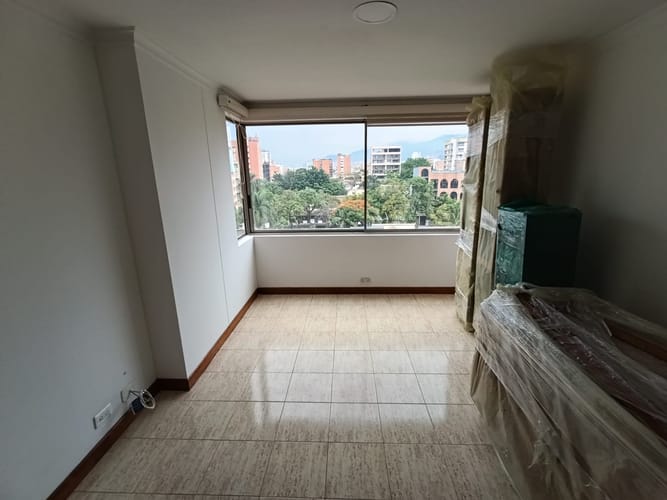 Apartamento de 3 alcobas en arriendo en Laureles, Medellín, 135 m² · foto 15 de 20