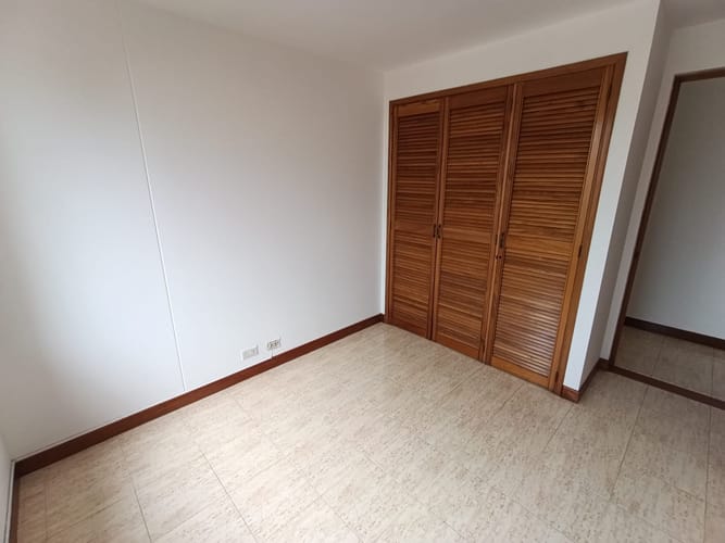 Apartamento de 3 alcobas en arriendo en Laureles, Medellín, 135 m² · foto 16 de 20