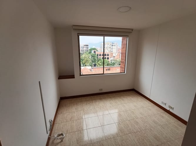 Apartamento de 3 alcobas en arriendo en Laureles, Medellín, 135 m² · foto 17 de 20
