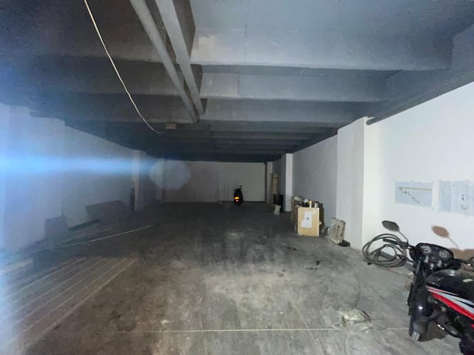 Bodega en arriendo en Buenos Aires, Medellín, 300 m² · foto 3 de 11