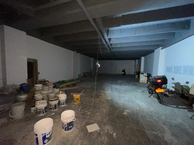 Bodega en arriendo en Buenos Aires, Medellín, 300 m² · foto 5 de 11