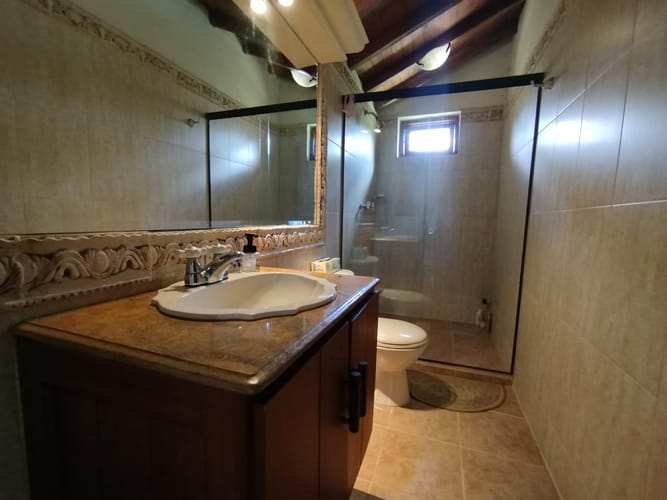 Finca en arriendo en Guarne, 360 m² · foto 3 de 20