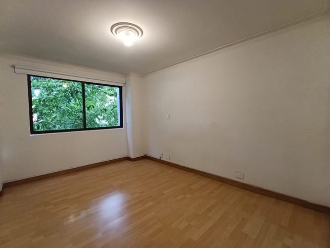 Apartamento de 3 alcobas en arriendo en El Poblado, Medellín, 134 m² · foto 5 de 18