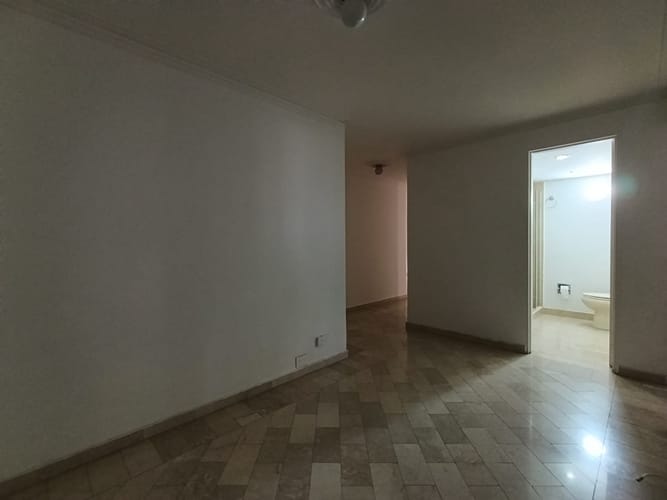Apartamento de 3 alcobas en arriendo en El Poblado, Medellín, 134 m² · foto 8 de 18