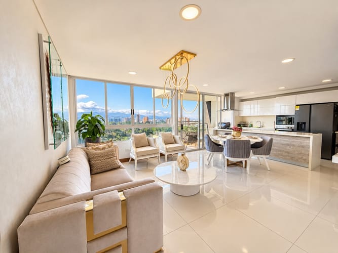 Apartamento en venta en Ciudad Jardin, Cali · foto 3 de 17
