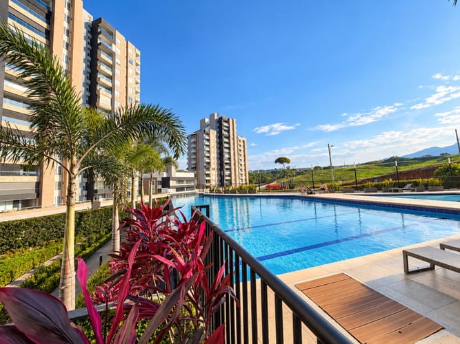 Apartamento en venta en Ciudad Jardin, Cali · foto 17 de 17