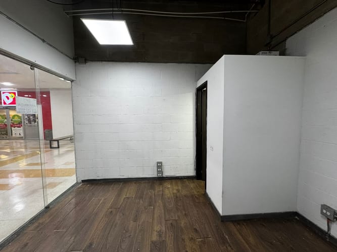 Local en arriendo en Zona Industrial No. 1, Itagüí, 14 m² · foto 2 de 15