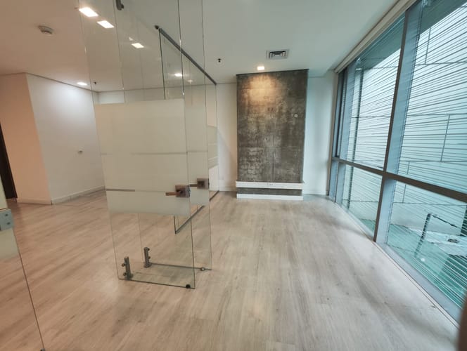 Oficina en arriendo en Patio Bonito, Medellín, 52 m² · foto 4 de 13