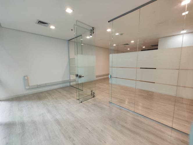 Oficina en arriendo en Patio Bonito, Medellín, 52 m² · foto 9 de 13