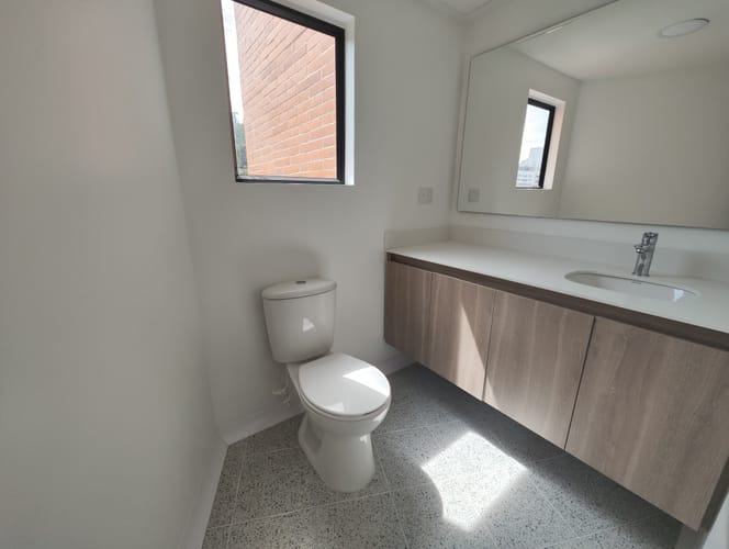 Consultorio en arriendo en El Poblado, Medellín, 34 m² · foto 8 de 8