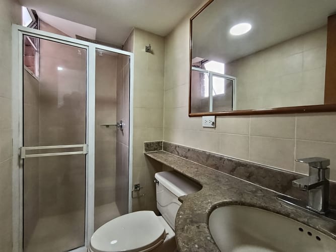 Apartamento de 3 alcobas en arriendo en El Poblado, Medellín, 83 m² · foto 7 de 14