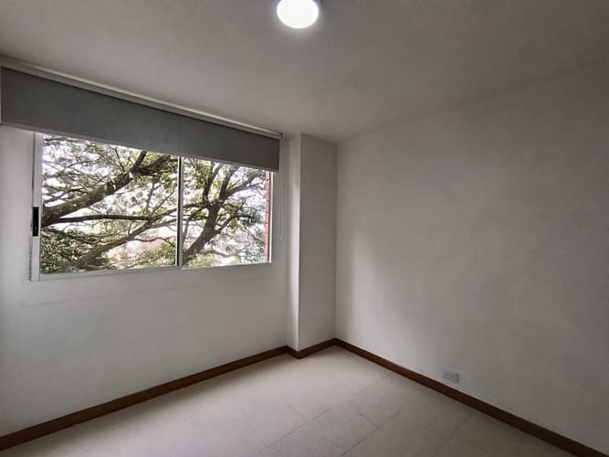 Apartamento de 3 alcobas en arriendo en El Poblado, Medellín, 83 m² · foto 12 de 14