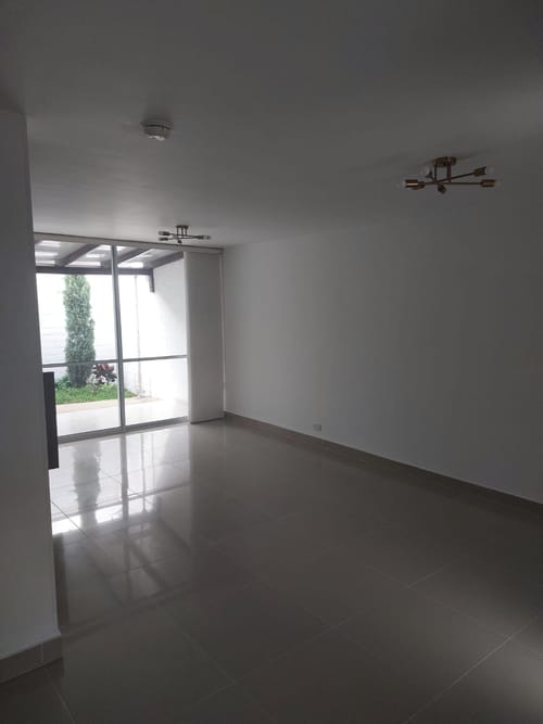 Casa de 3 alcobas en venta en Ciudad Country, Jamundí, 110 m² · foto 9 de 13