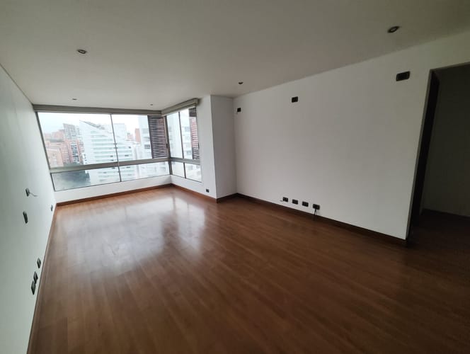 Apartamento de 3 alcobas en arriendo en El Poblado, Medellín, 176 m² · foto 15 de 20