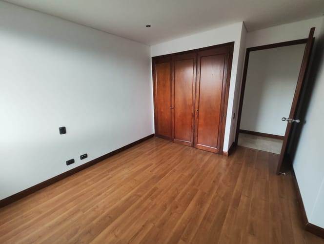 Apartamento de 3 alcobas en arriendo en El Poblado, Medellín, 176 m² · foto 18 de 20