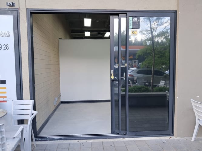 Local en arriendo en Guayabal, Medellín, 33 m² · foto 2 de 15