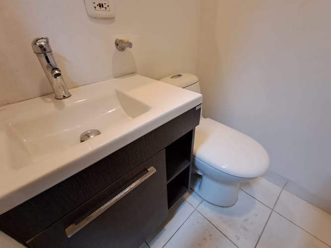 Local en arriendo en Guayabal, Medellín, 33 m² · foto 7 de 15