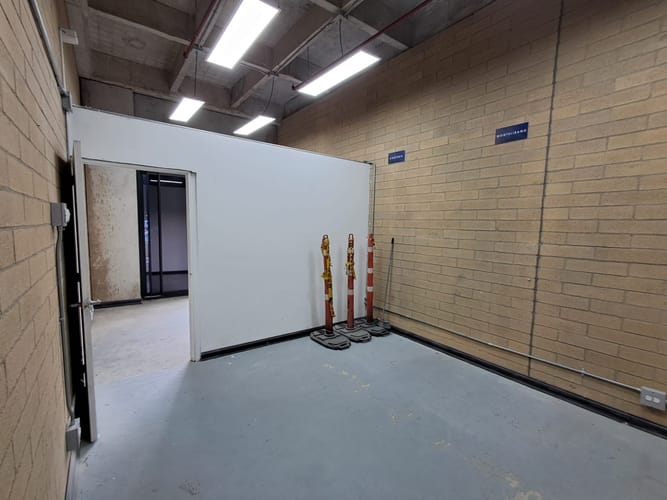 Local en arriendo en Guayabal, Medellín, 33 m² · foto 11 de 15