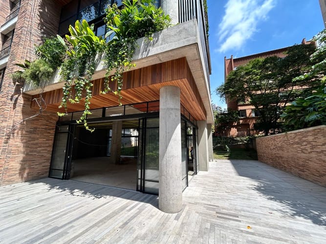 Local en arriendo en Las Lomas, Medellín, 230 m² · foto 11 de 13