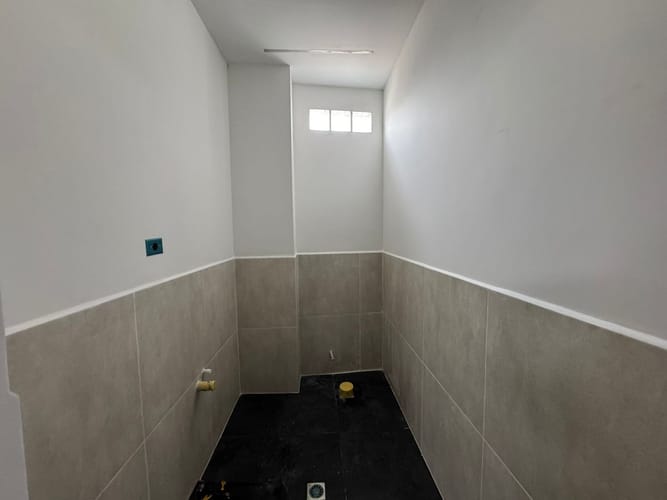 Local en arriendo en Manrique Central, Medellín, 310 m² · foto 10 de 18