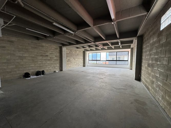 Local en arriendo en Manrique Central, Medellín, 310 m² · foto 15 de 18