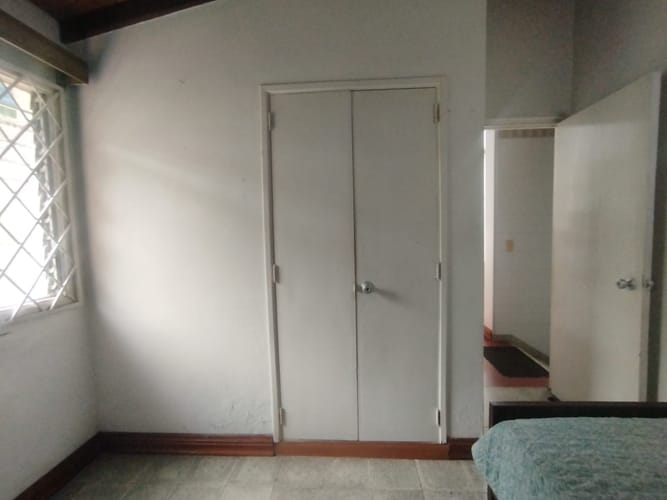 Casa de 4 alcobas en arriendo en El Poblado, Medellín, 360 m² · foto 9 de 20