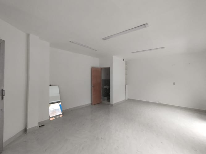 Local en arriendo en La Candelaria, Medellín, 40 m² · foto 8 de 10